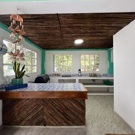 Perla Negra House